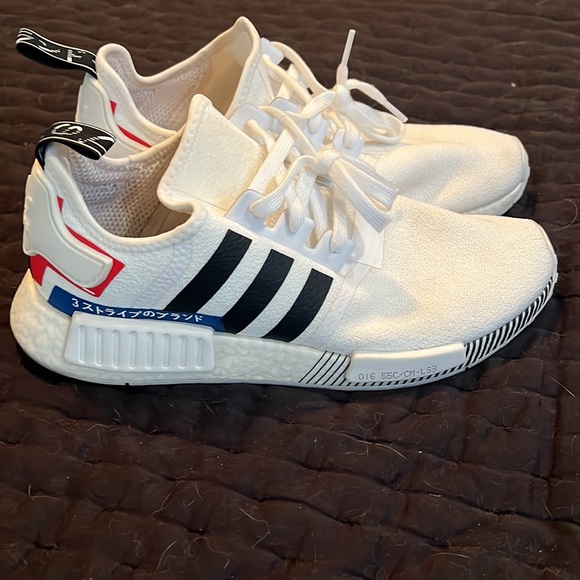adidas NMD R1 size 10 - Picture 4 of 6